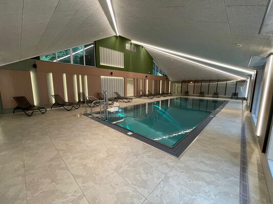 Indoor swimming pool